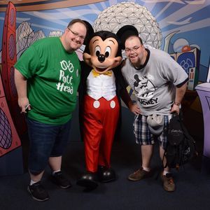 Meet your Posher, Todd